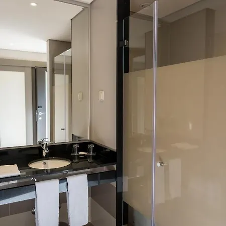 Gale Douro Vineyards 4* Armamar