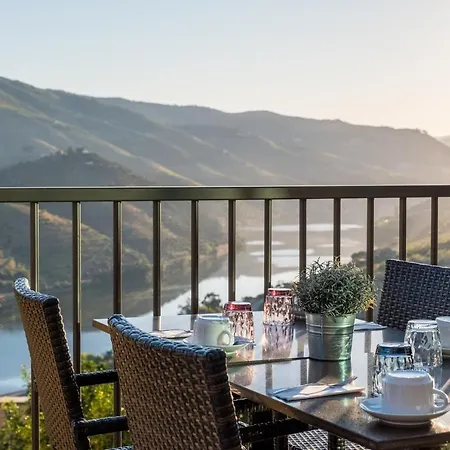 Gale Douro Vineyards Hotel 4*