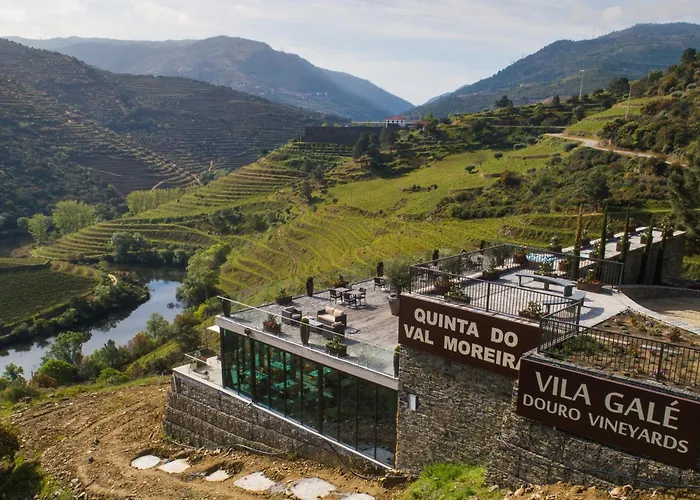 Gale Douro Vineyards Hotel 4*